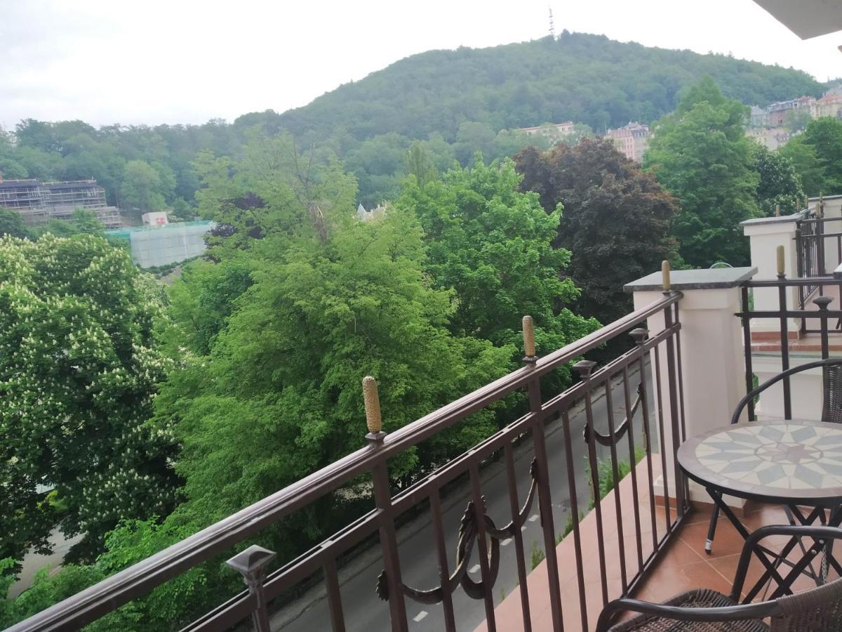 Apartamento Rezidence Beethoven Karlovy Vary Exterior foto