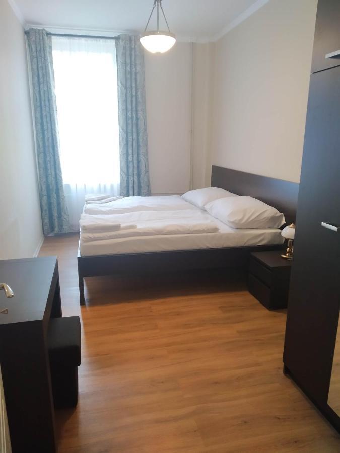 Apartamento Rezidence Beethoven Karlovy Vary Exterior foto